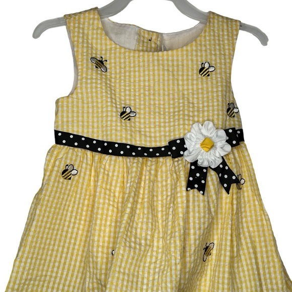 Counting Daisies Yellow Dress with Bees nwt - Picture 2 of 7